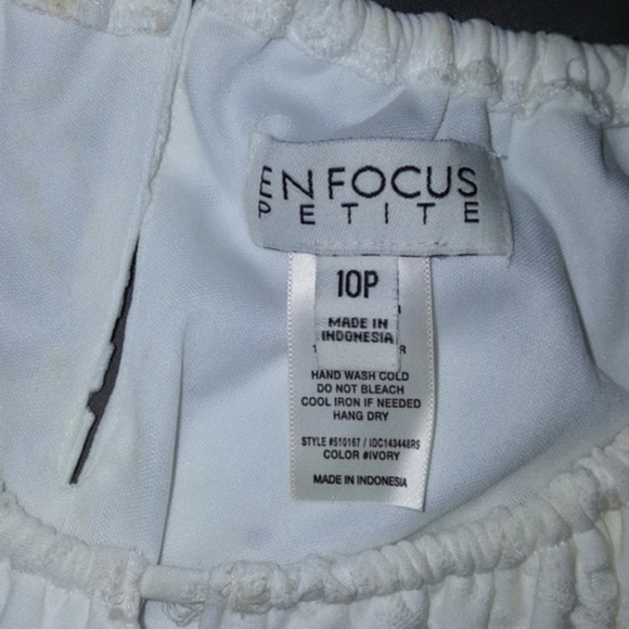 En Focus Lace Summer Dress - Picture 6 of 6